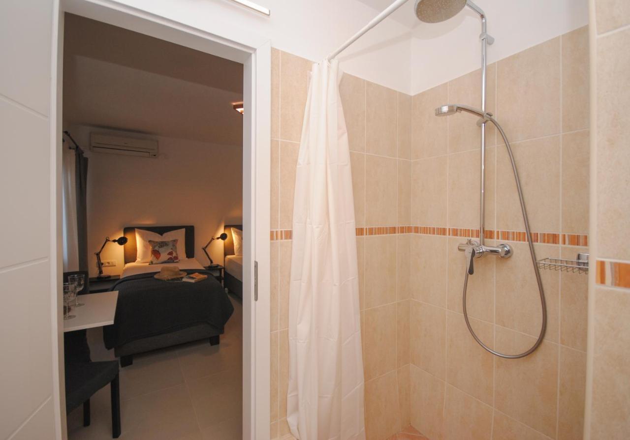 Rooms Dilk วิส ภายนอก รูปภาพ