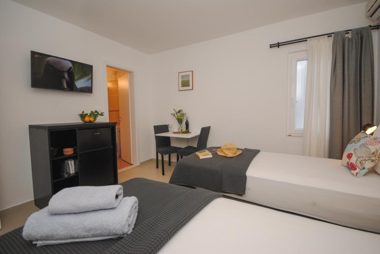 Rooms Dilk วิส ภายนอก รูปภาพ